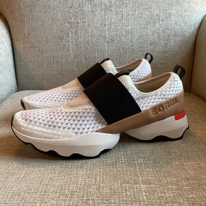 Sorel Kinetic Impact Strap Shoes Size 12 Sea Salt NL4076-125